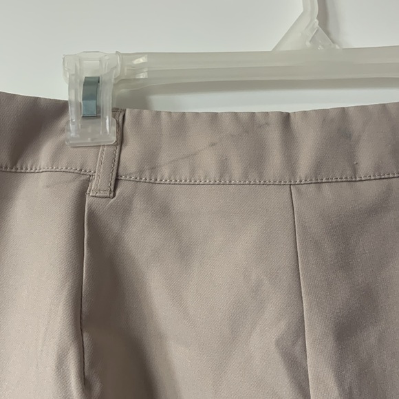 STREETWEAR SOCIETY SIZE L Beige High-waisted Pleated Shorts - Picture 9 of 9